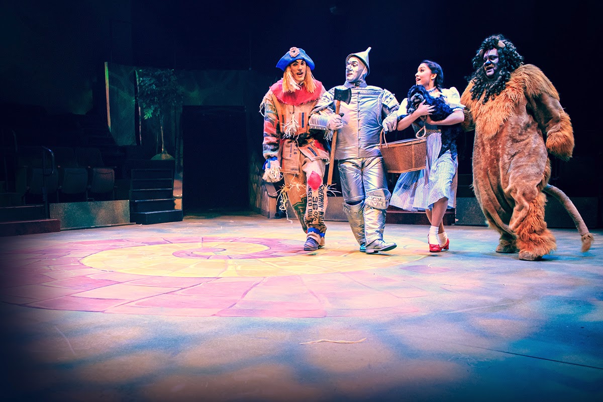 PHX Stages photos THE WIZARD OF OZ Hale Centre Theatre