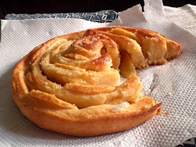 Bread Recipe @ http://treatntrick.blogspot.com
