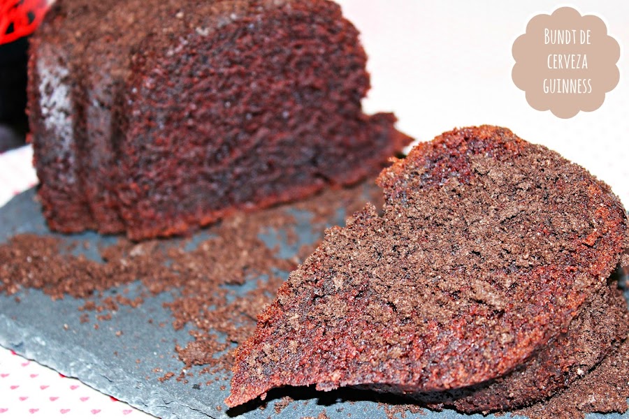 BUNDT DE CERVEZA GUINNESS