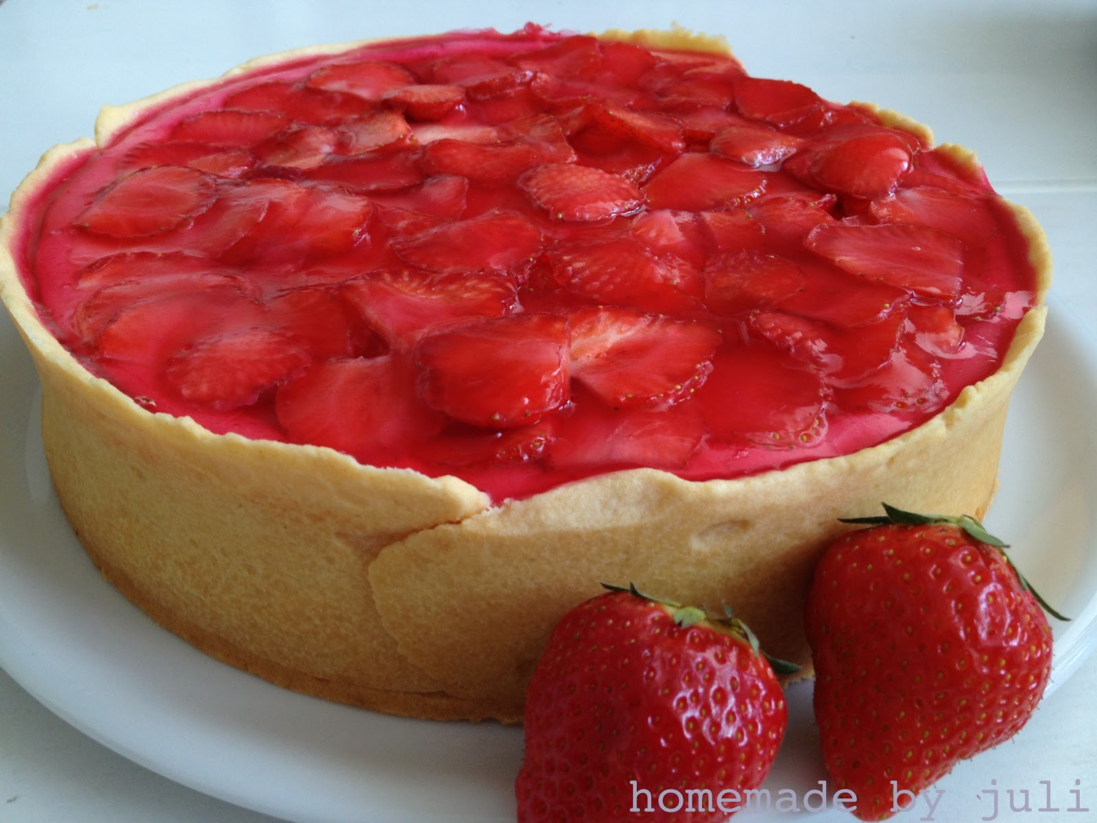 HOMEMADE by Juli: Und noch ein Geburtstagskuchen - Käsekuchen mit Erdbeeren