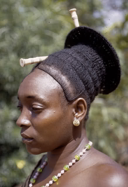  African Traditional hairstyle 