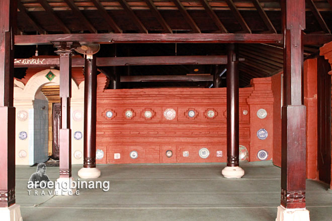 masjid merah panjunan cirebon