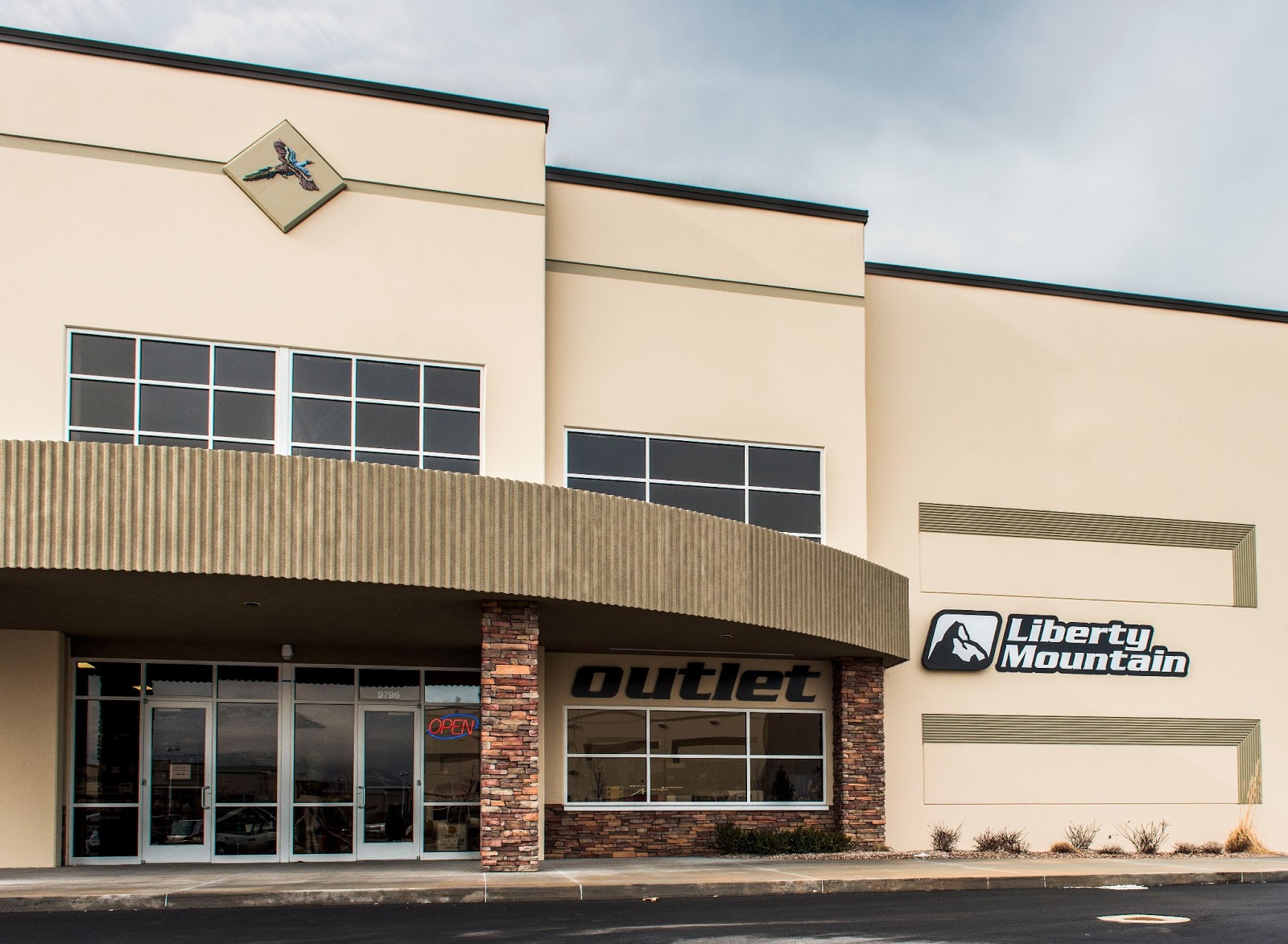 Everything For The Outdoors New Warehouse Outlet Store