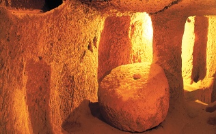 Kaymaklı Yeraltı Şehri Kaymaklı Yeraltı Şehri