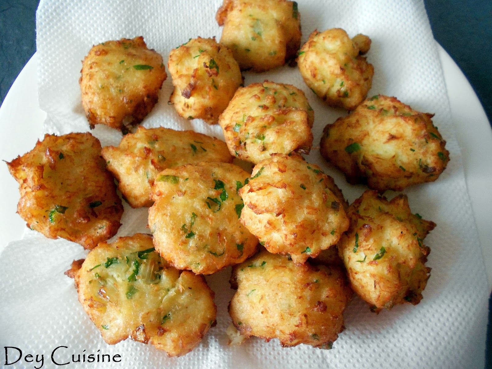 Dey cuisine: Beignets de morue (Pastéis de bacalhau)