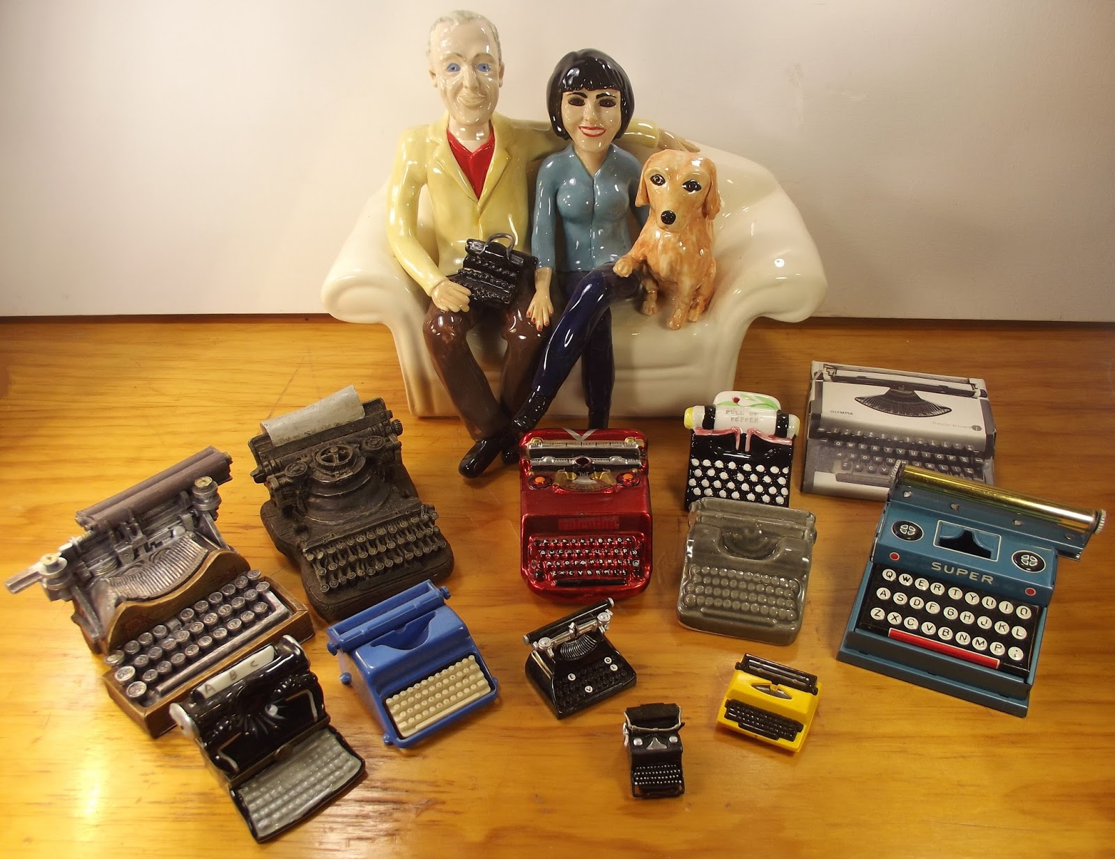 oz.Typewriter Smallest Typewriter Collection