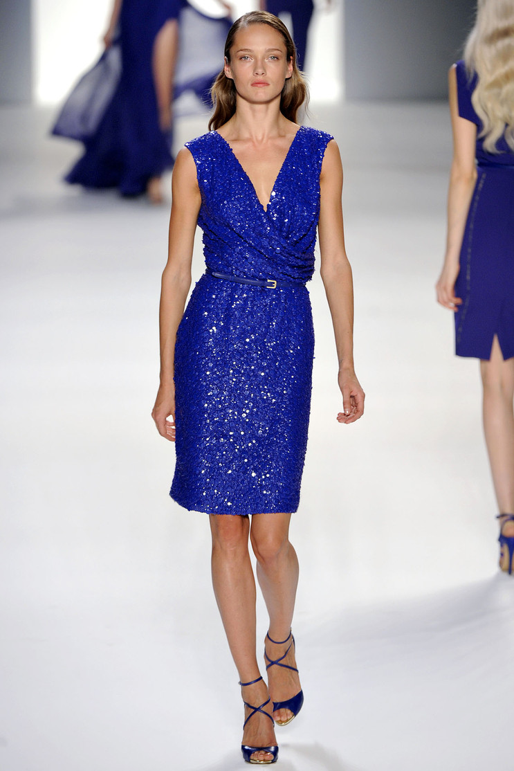 Марина ласвик в летних платьях. Модные платья 23 года. Дольче габбана летняя коллекция 2022. Marina laswick в платье. Марина ласвик в платье.