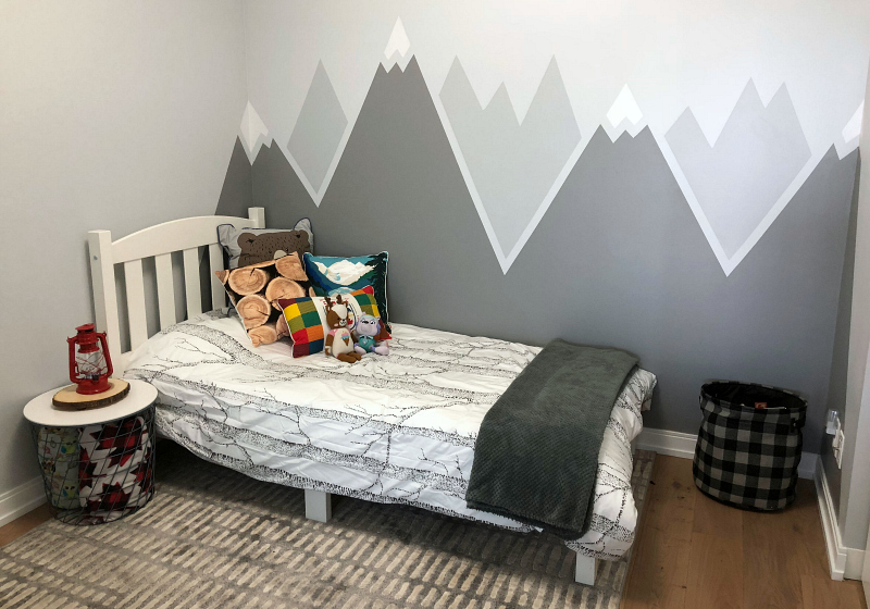 Simple DIY Mountain Wall Mural To & Fro