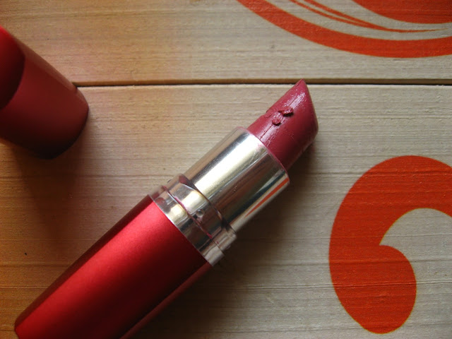 Maybelline Color Sensational Moisture Extreme Lipcolor in Plum Perfect: Review, Swatches and FOTD