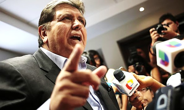 Alan García Pérez con impedimento de salida del Perú Alan García Pérez con impedimento de salida del Perú