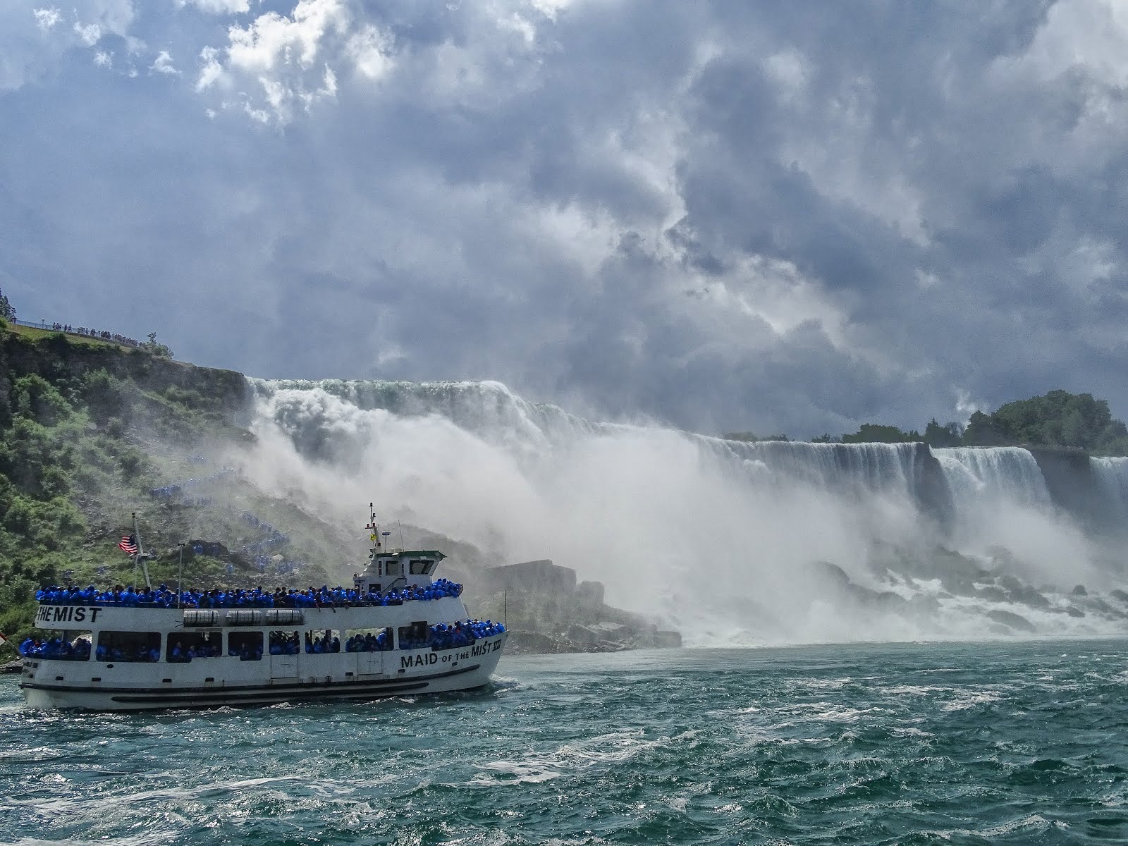 Walking Arizona Maid of the Mist