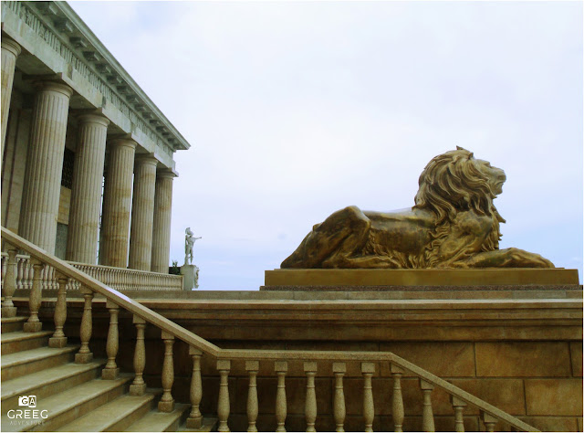 Lion Lion