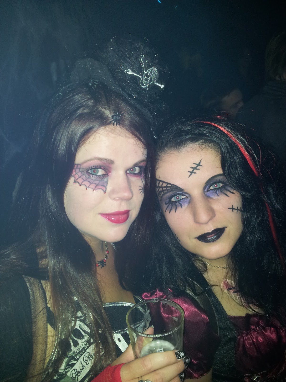 D.I.A.N.A.: Halloween 2012: roses, spiders and skulls + party pics