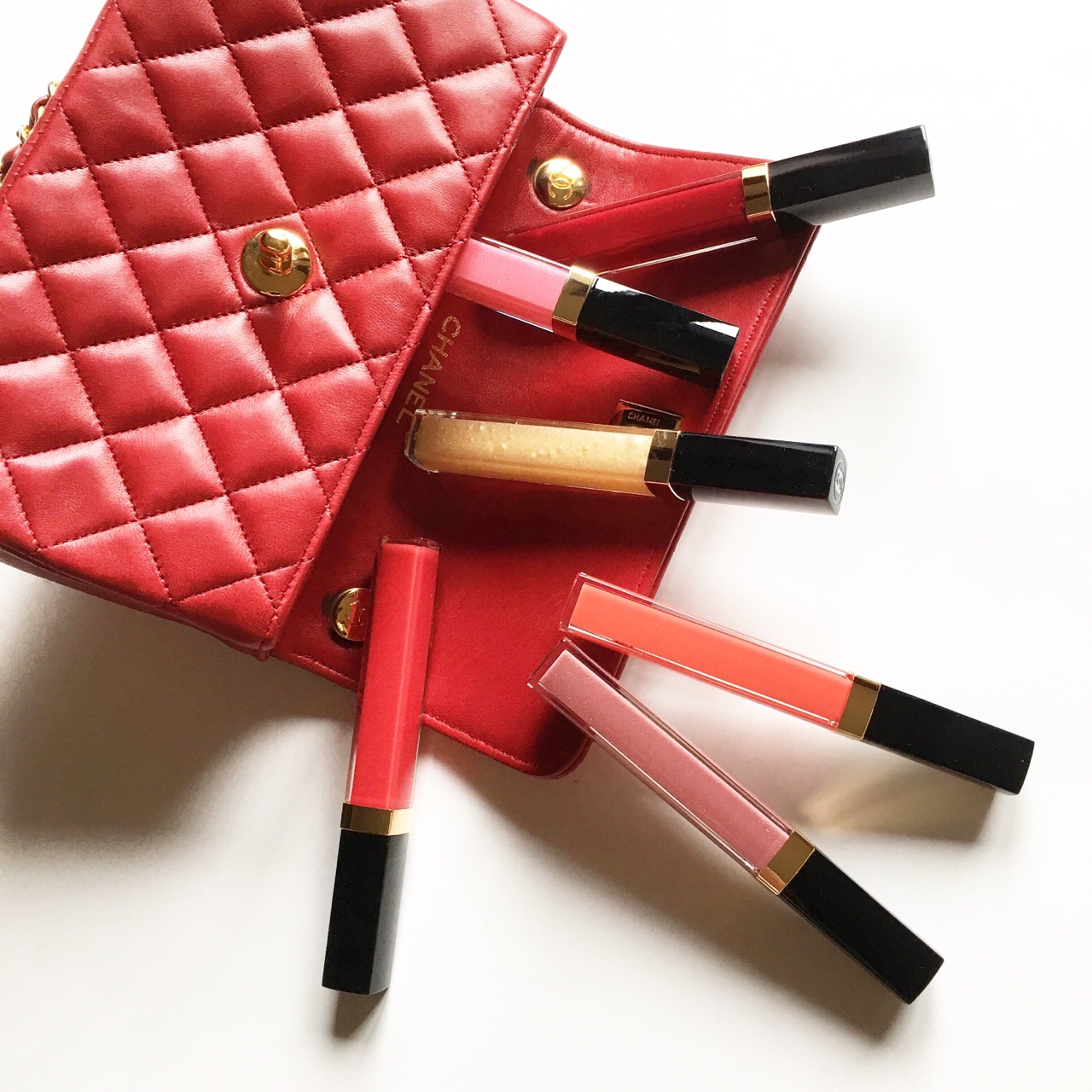 The Beauty Cove PRIMAVERA ESTATE 2017 • CHANEL MAKEUP • ROUGE COCO GLOSS