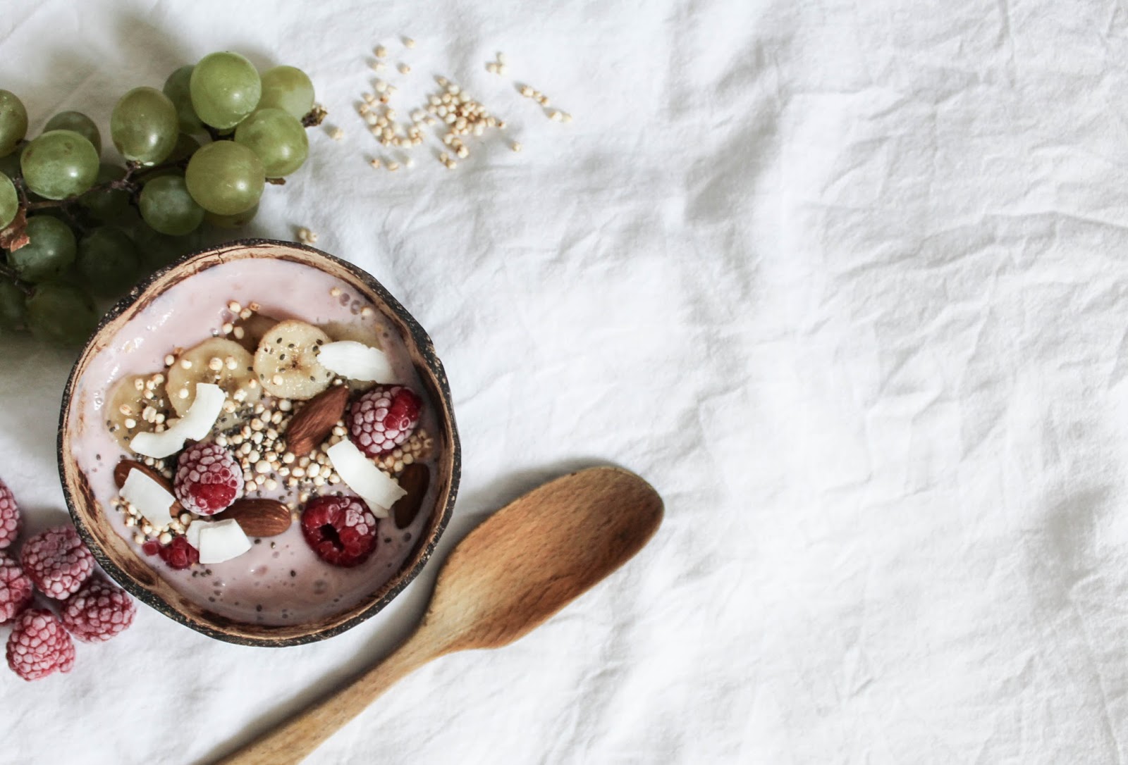 Recette smoothie bowl banane framboise