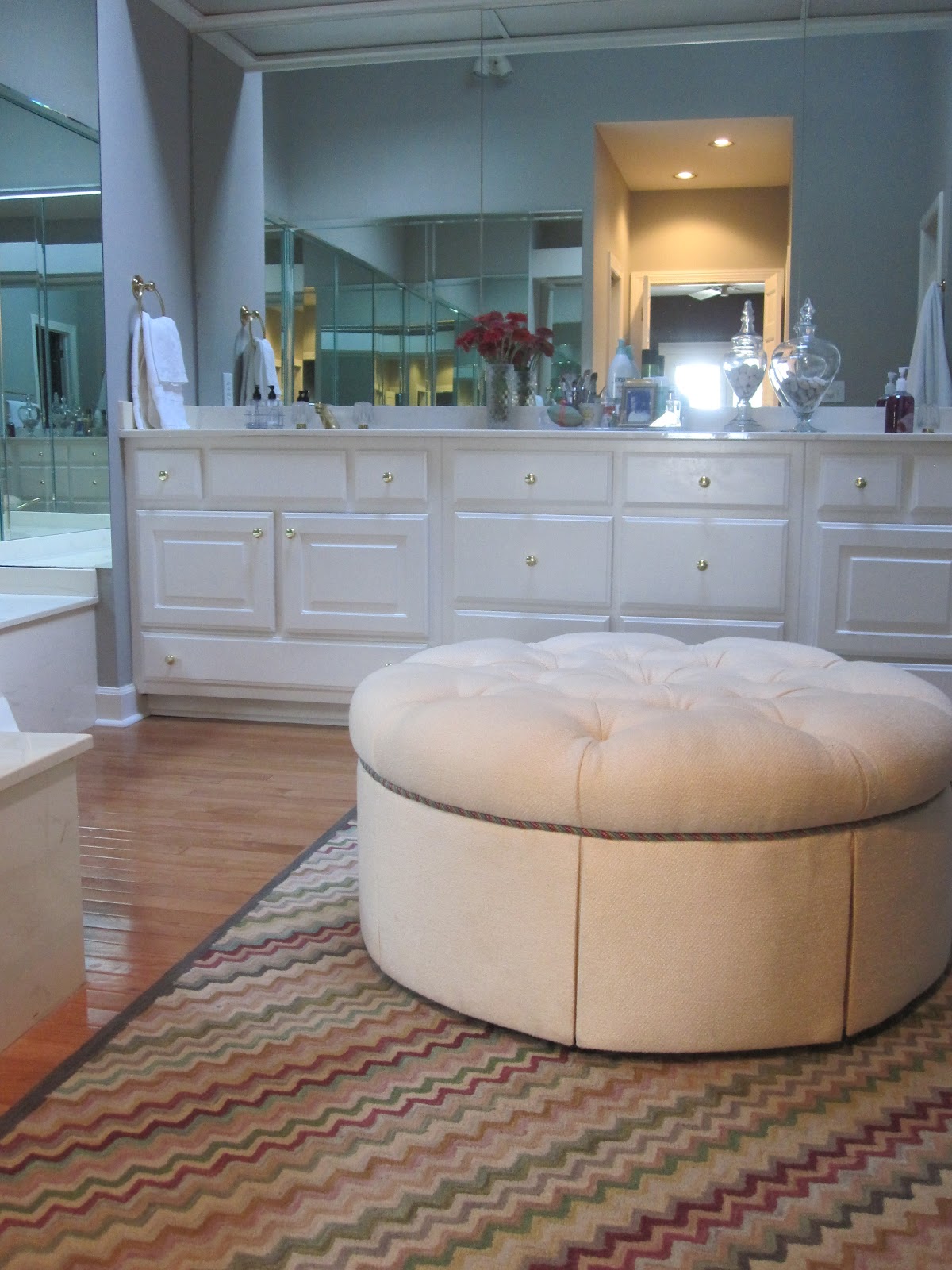 Large round 2024 ottoman for closet