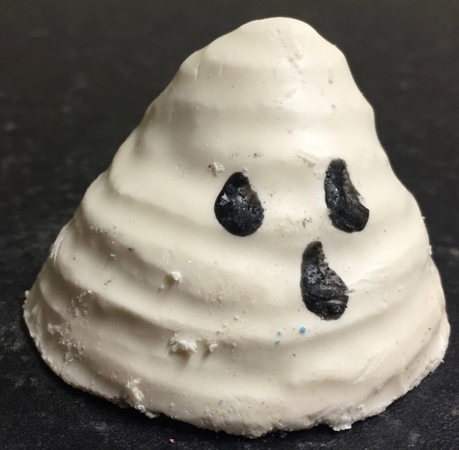 All Things Lush UK Boo Bath Melt And Bubble Bar