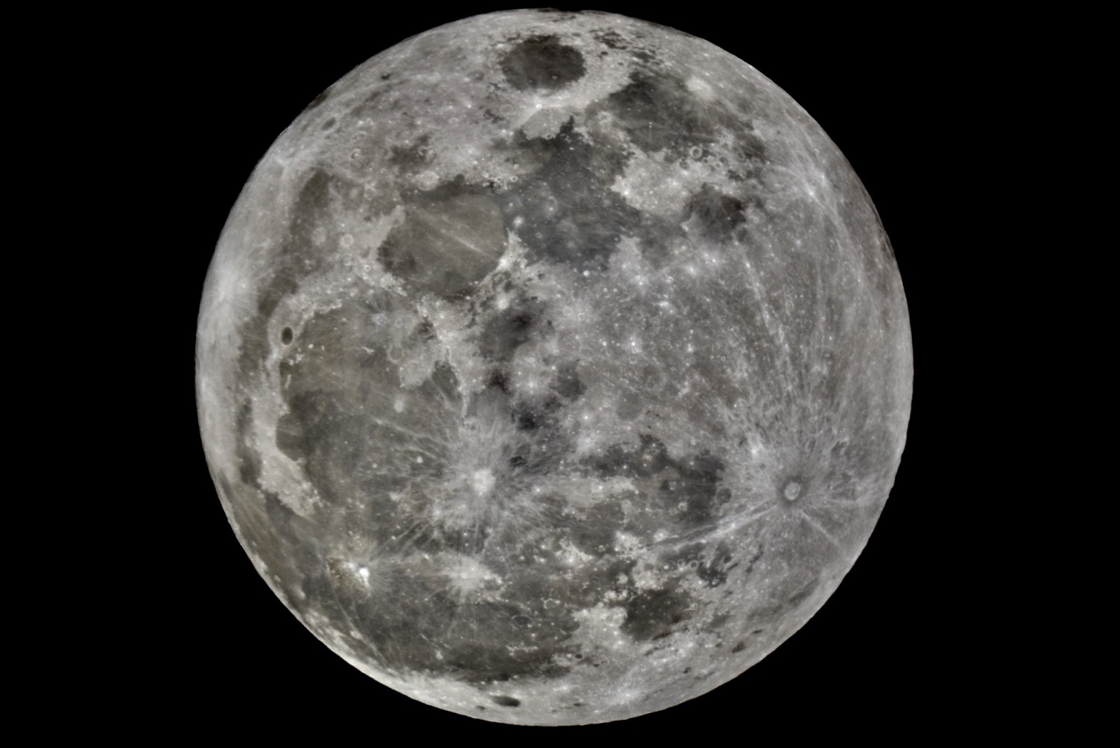 27 апреля лунный день. Седьмая Луна. 27 Лунный день Луна. Международный день Луны. 27 Лунные сутки фото.