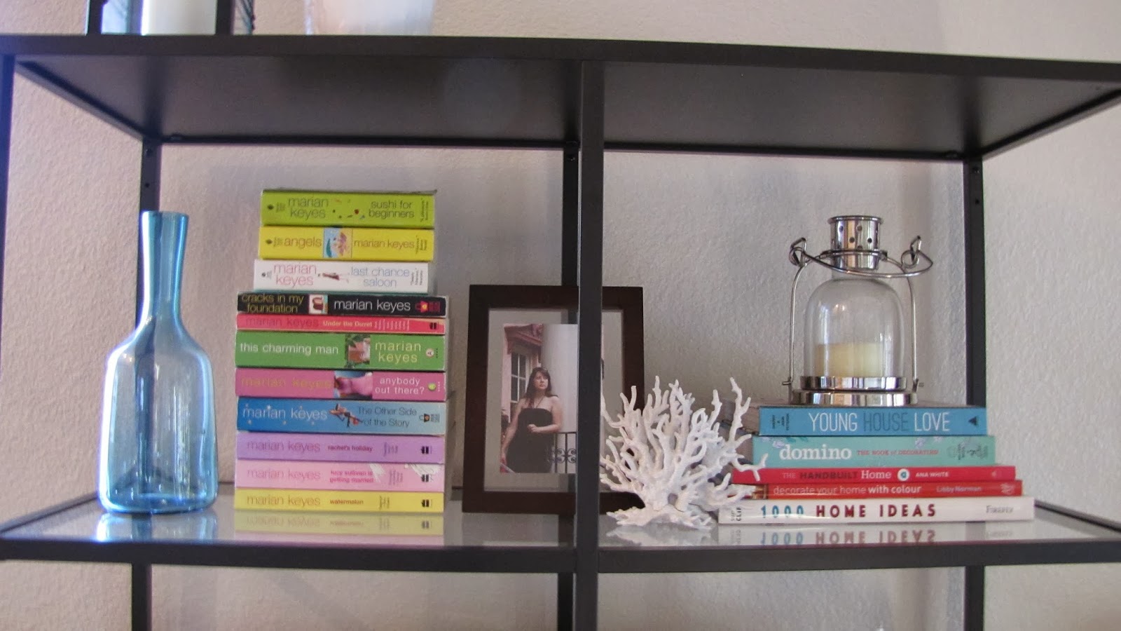 Adventures in DIY: Living Room Update: My New Ikea Vittsjo Shelf