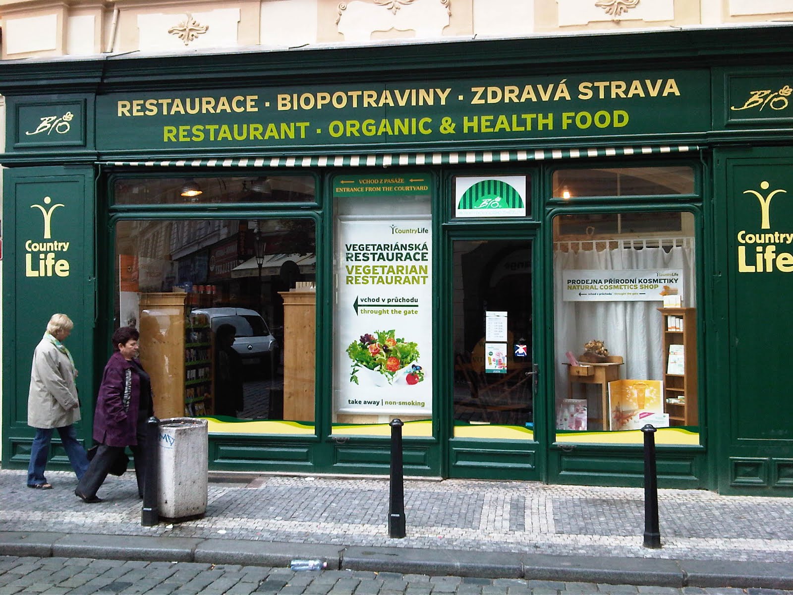 Healthy in Prague Country Life