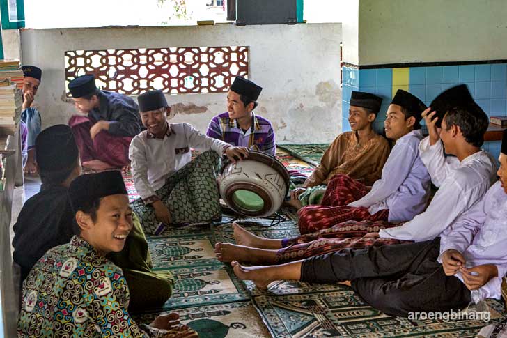 pondok pesantren al kahfi somalangu kebumen