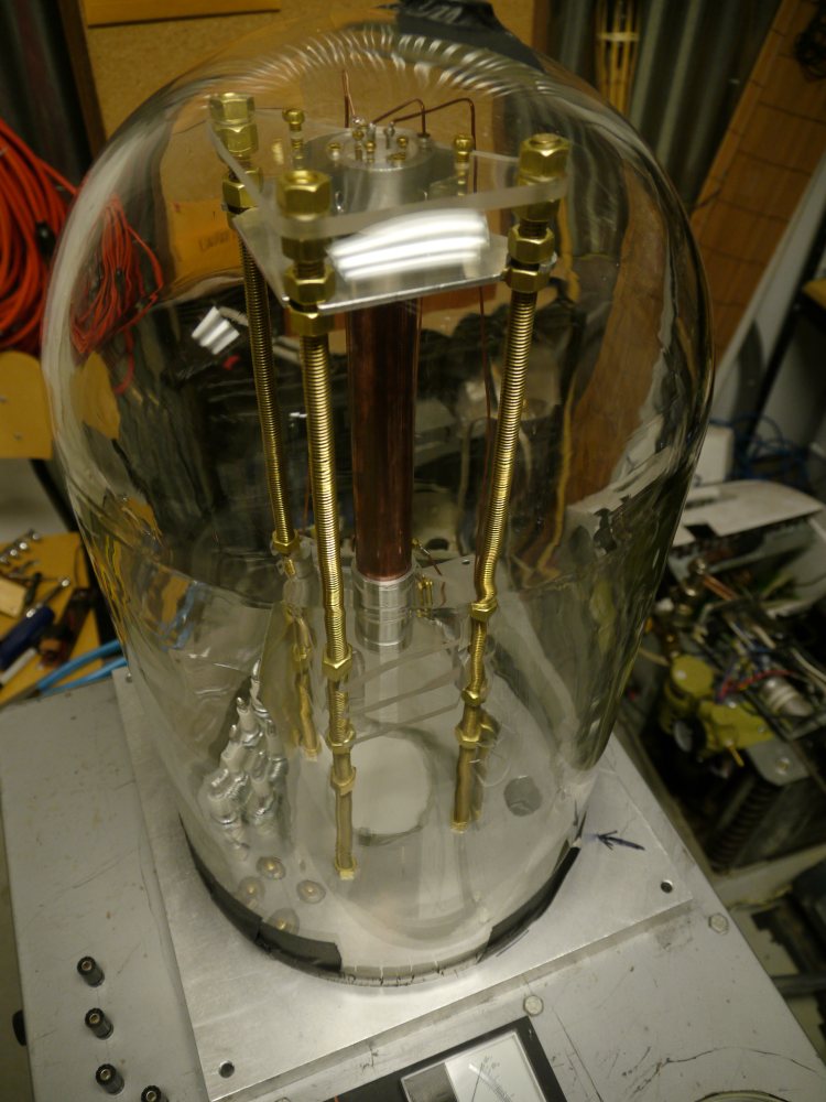 Ben Krasnow First photos of DIY scanning electron microscope