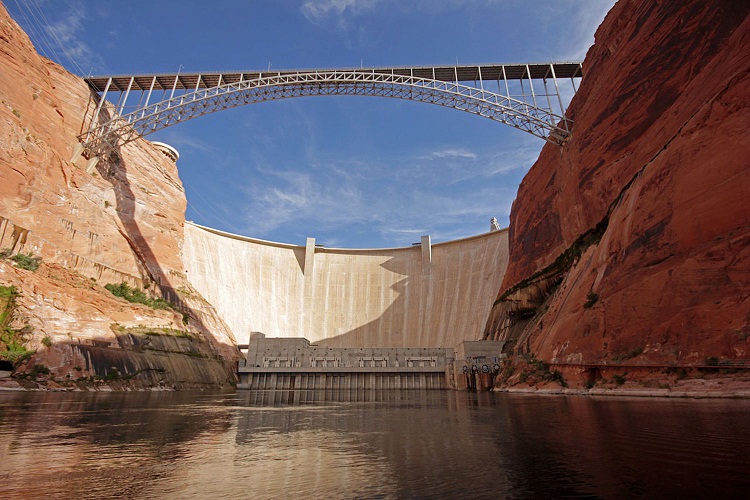 Hasil gambar untuk Glen Canyon Dam – Amerika Serikat