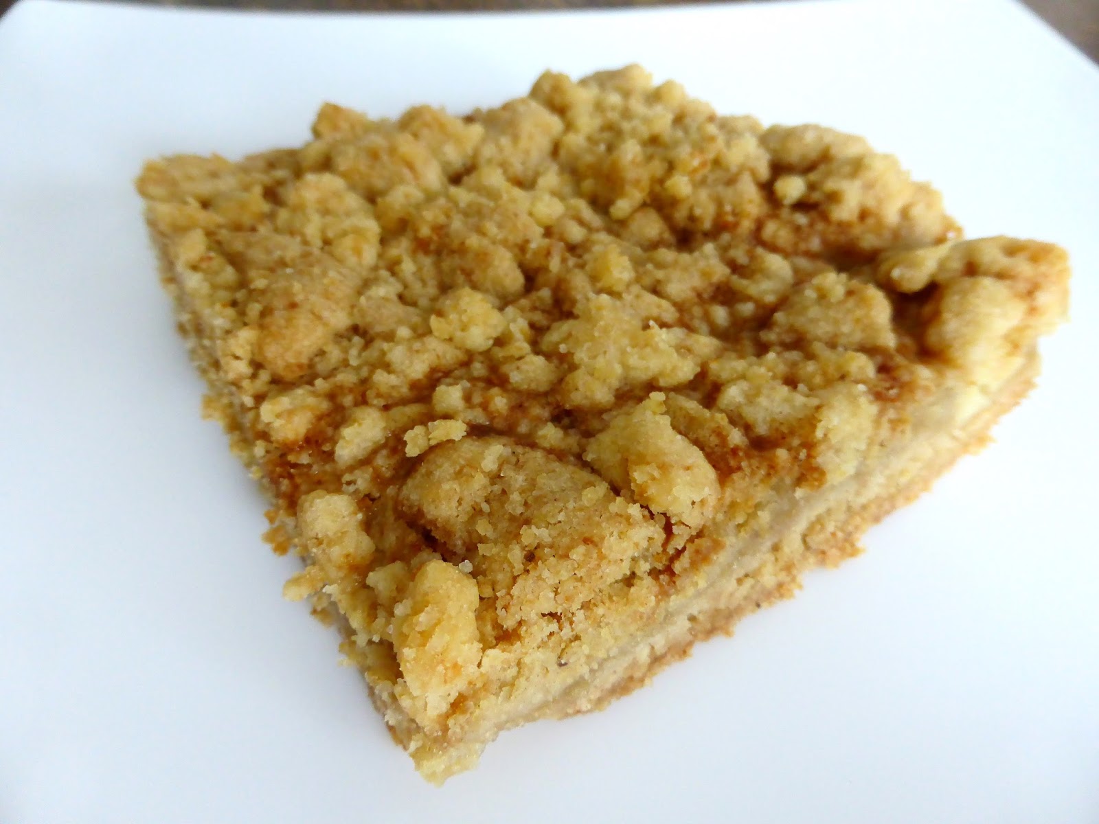 VEGAN - GO FOR IT: APFELMUS-STREUSELKUCHEN