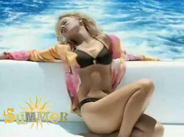 627px x 467px - Summer songs: Geri Halliwell - Mi chico latino