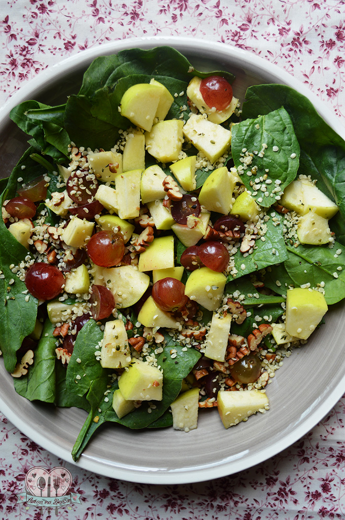 Ensalada de espinacas y uvas El Blog de Amor en Berza