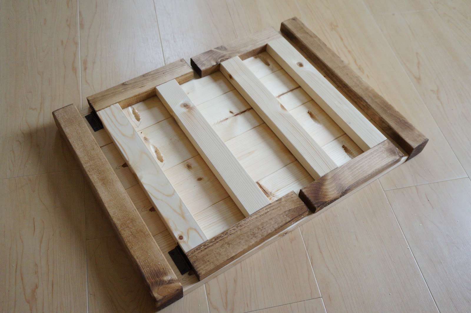 Something Good by DIY ： 手作りのステキな何か 折りたたみ式ポータブルテーブル製作記録 ： 組み立て編