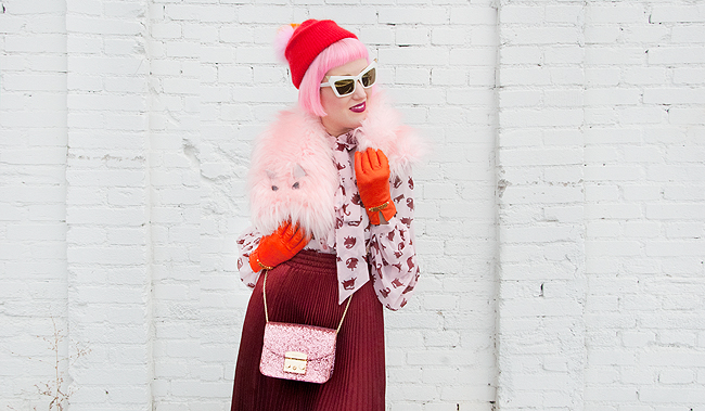 Sara is in Love with… blogger style fashion pink orange red burgundy pleated skirt faux fur cat scarf hat pink hair pinko cat print moschino gloves platform shoes Vivienne Westwood x Melissa Cléo Ferin Mercury Alexander Wang winter look, pink and burgundy, cat print