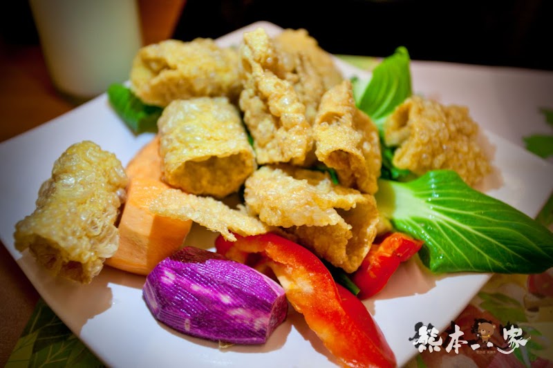 犇牛牛火鍋餐廳-苗栗飛牛牧場|美味牛奶火鍋這家一定不能錯過