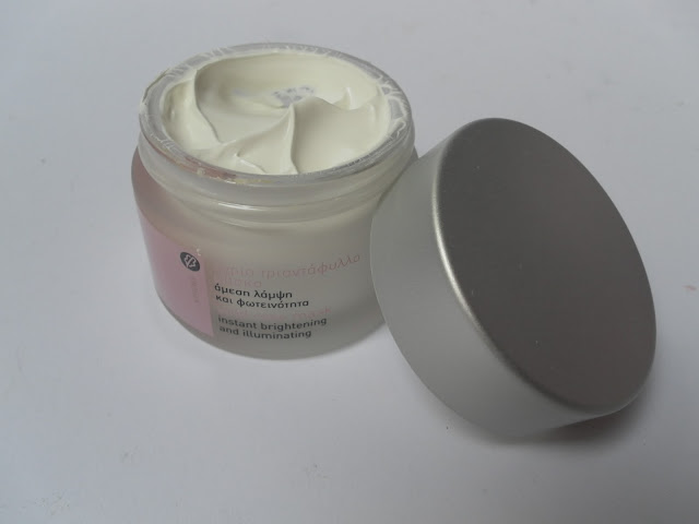 A picture of Korres Wild Rose Instant Brightening Mask