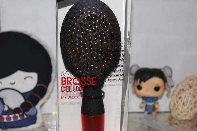 BROSSE DELUXE ELLE