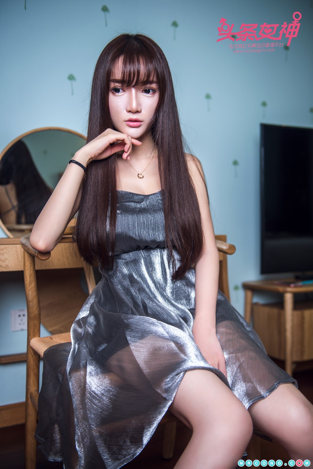 TouTiao 2017-09-20: Model Xiao Ru Jing (小 如 镜) (25 photos)