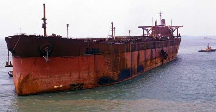 Seawise Giant eski bir deniz canavarıdır, 1979'dan 2010'a kadar aktif olarak kullanılmıştır.