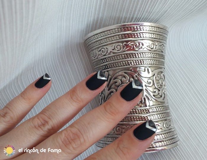 CHEVRON NEGRO Y PLATA 