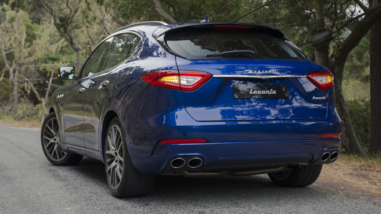 GIÁ XE 5 CHỖ MASERATI LEVANTE CÓ GÌ HAY?.