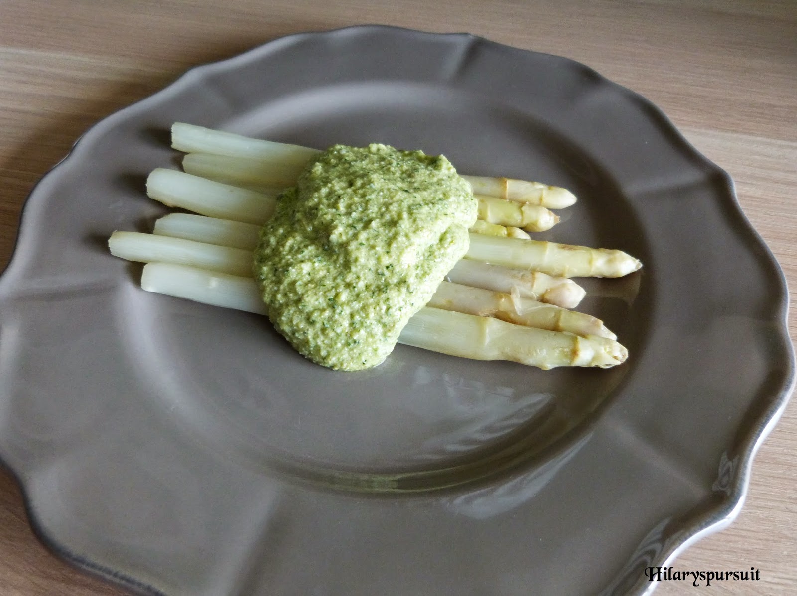 Dans la cuisine d'Hilary Asperges sauce gribiche / Asaparagus and