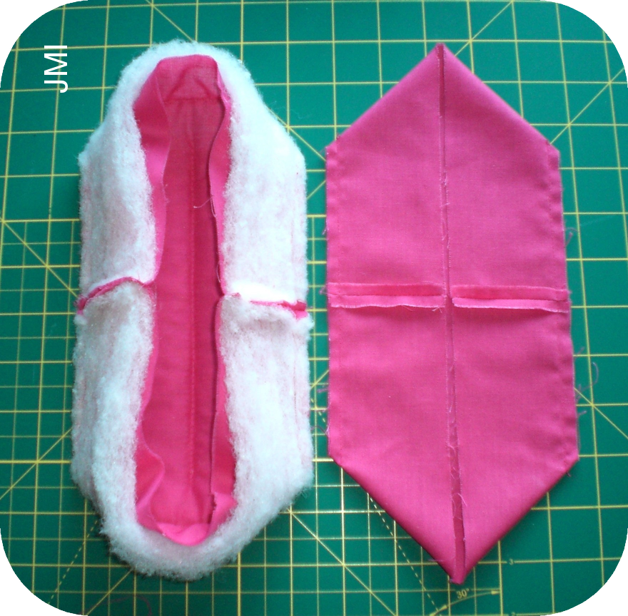 Crafting for Shoeboxes How to make a Carry Cot for a Mini Baby Doll