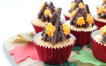 Crackling Bonfire Cakes