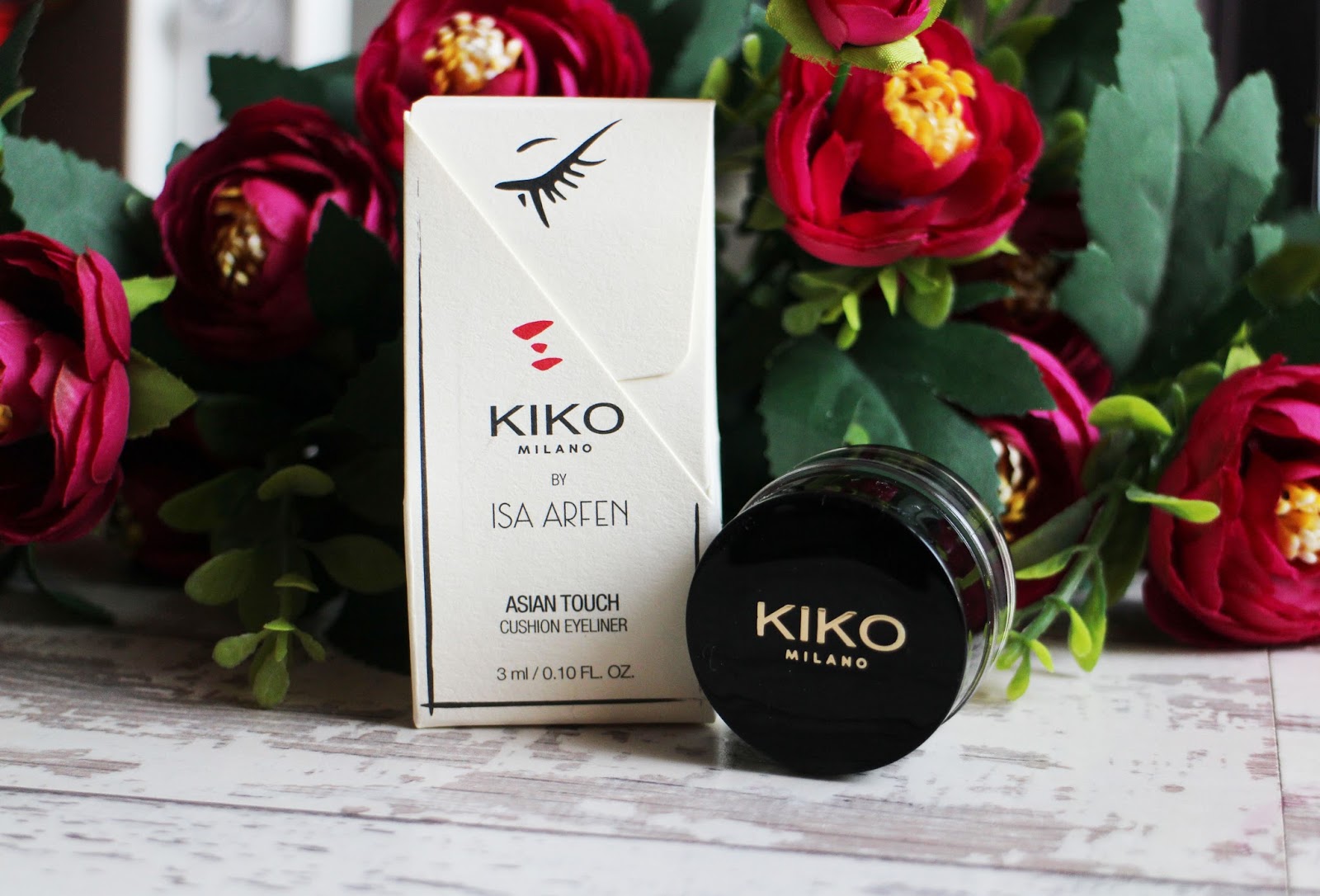 Kiko Milano By Isa Arfen Asian Touch Cushion Eyeliner Kiko Milano By Isa Arfen Asian Touch Cushion Eyeliner