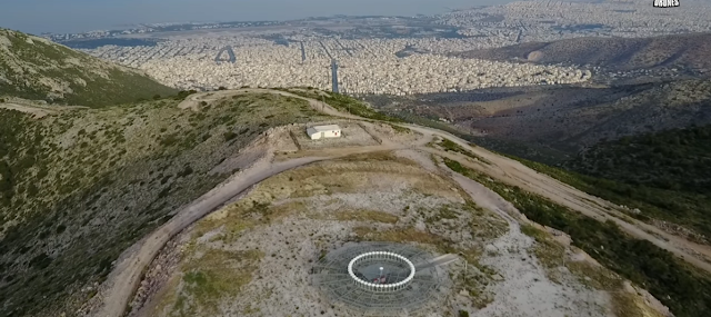 «Το μάτι της Αττικής» και τα...σενάρια για «μυστική βάση» (βίντεο) «Το μάτι της Αττικής» και τα...σενάρια για «μυστική βάση» (βίντεο)