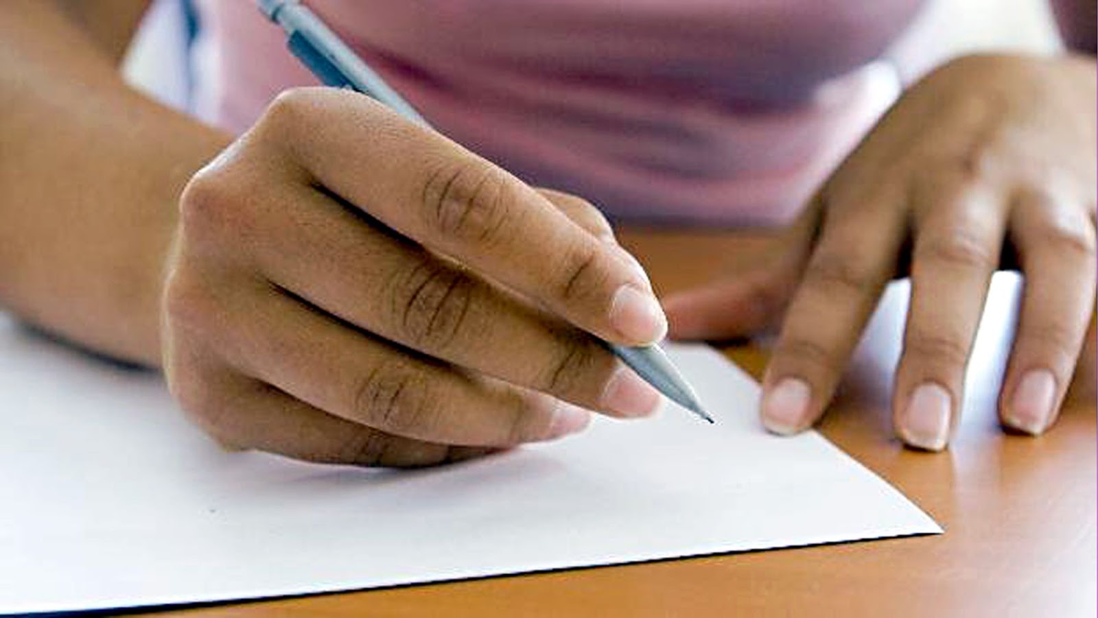 Vestibulandos Redação ENEM A Persistência do racismo na sociedade brasileira contemporânea Vestibulandos Redação ENEM A Persistência do racismo na sociedade brasileira contemporânea