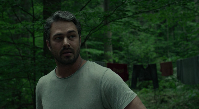 Captura uno de El Bosque Siniestro DVDRip Latino 2016