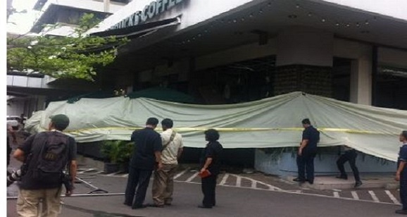BOM JAKARTA - Info dari salah seorang satpam yang pernah dimaki pelaku, sebelum ledakan