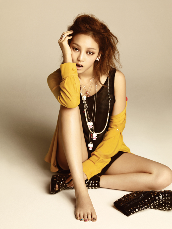 K_Popzine: Goo Hara (Photoshoot) August 2011