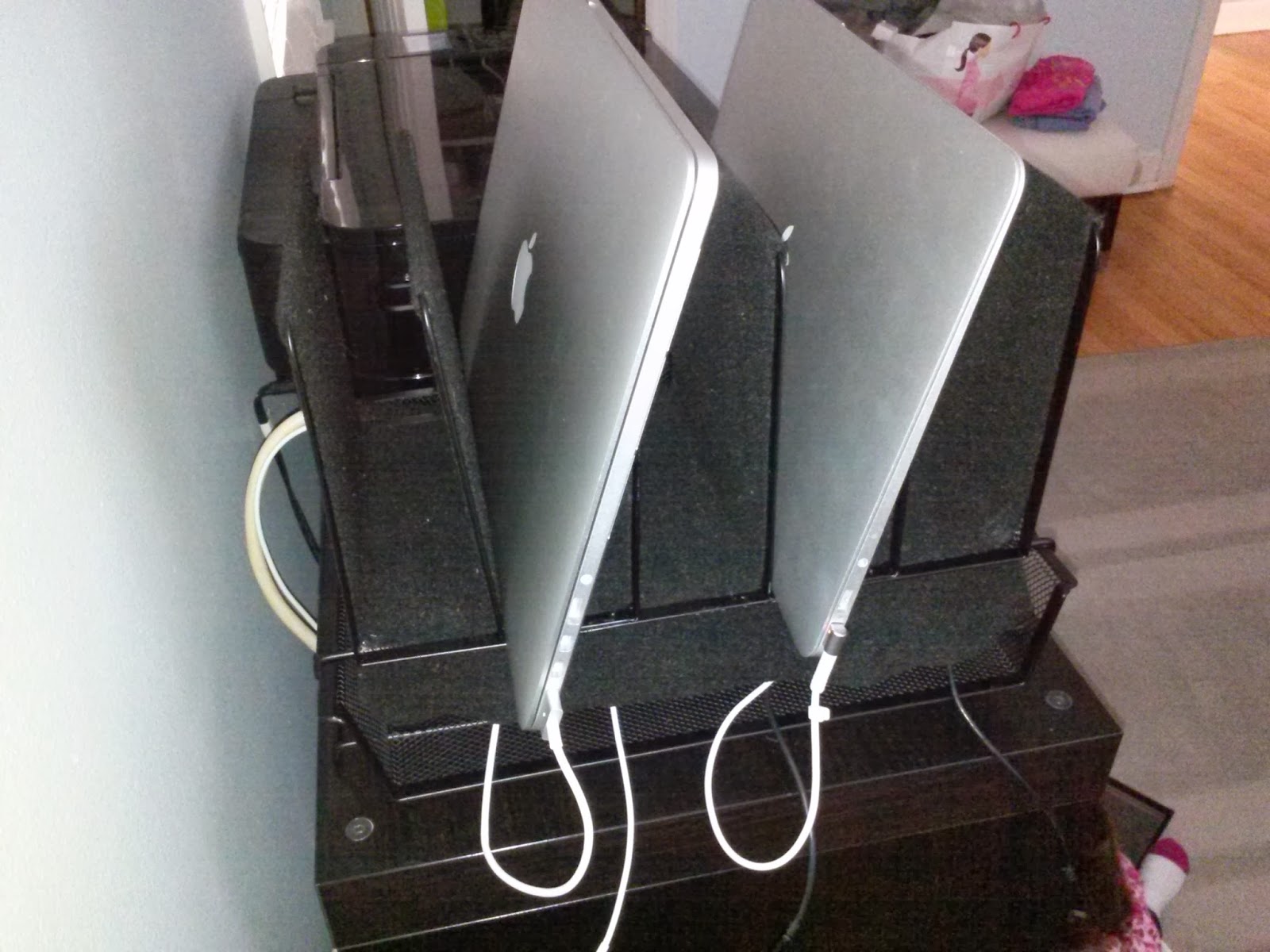 "Just Because" Momma Phone/Laptop/Tablet Multidevice Charging Station