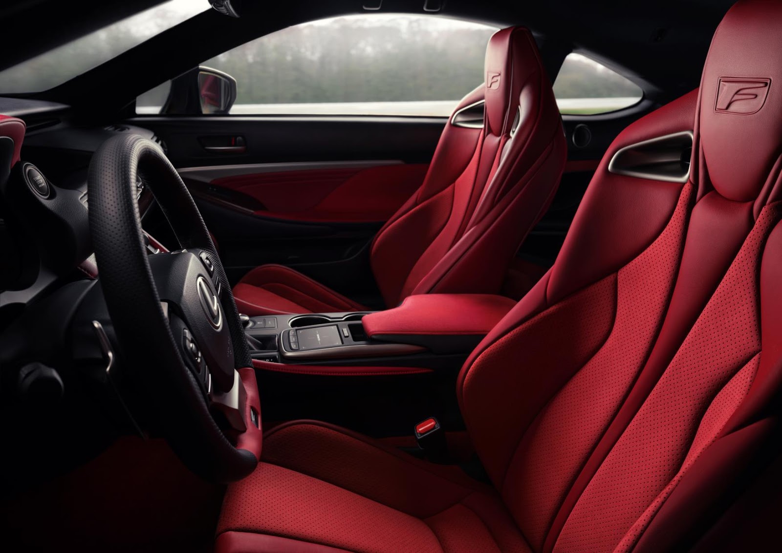 2020_Lexus_RC_F_Track_Edition_interior.jpg